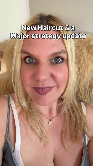 New hair, new energy, and big steps ahead! ✂️✨
First off: How do you like the new haircut? 💇🏼♀️
Behind the scenes, I’ve been busy building a long-term release strategy and album plan for the next few years. It’s mind-blowing how much you can achieve with AI tools when you know how to leverage them properly—it gives so much clarity and direction! 🤖🎶
This project means the absolute world to me. Stay tuned!
— Kat Madleine | The Voice of 90s Revival 🌸
Musicologist & Producer redefining the sound of resilience.
#KatMadleine #modernvintagerock #AIMusicStrategy #MusicProducer #ReleaseStrategy