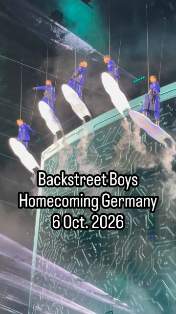 Backstreet’s back! 🎤✨ 
Homecoming 2026 on October 6th in Düsseldorf was an absolute dream. Huge thank you to AJ, Nick, Brian, Howie, and Kevin for an unforgettable night full of pure 90s nostalgia and energy. Always great to have you back on stage! ❤️🔥 

— Kat Madleine | ONE OF YOU 🌸 
Fan. Musicologist. Artist. 
Writing what comes next. 

#KatMadleine #BackstreetBoys #BSBHomecoming2026 #Düsseldorf #90sNostalgia @backstreetboys LiveMusic oneofyou